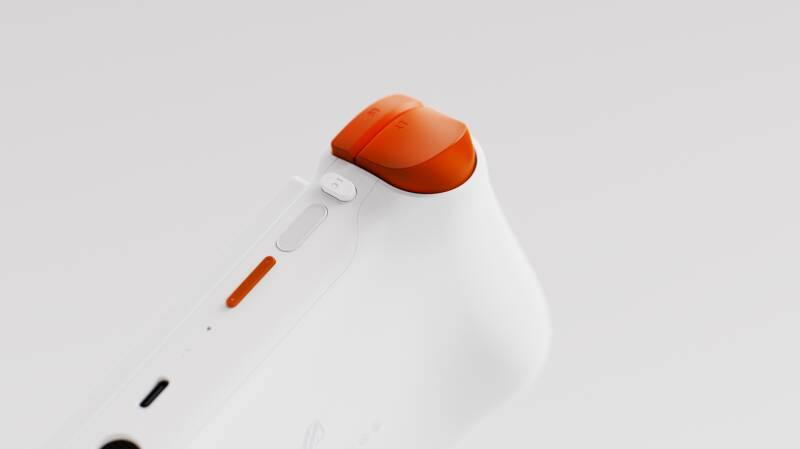 Портативная игровая приставка-слайдер AyeNeo Slide получит процессор Ryzen 7 7840U и клавиатуру с RGB-подсветкой