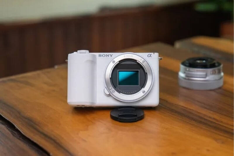 Представлена камера Sony ZV-E10 II &mdash; компактная беззеркалка для видеоблогеров за $1000