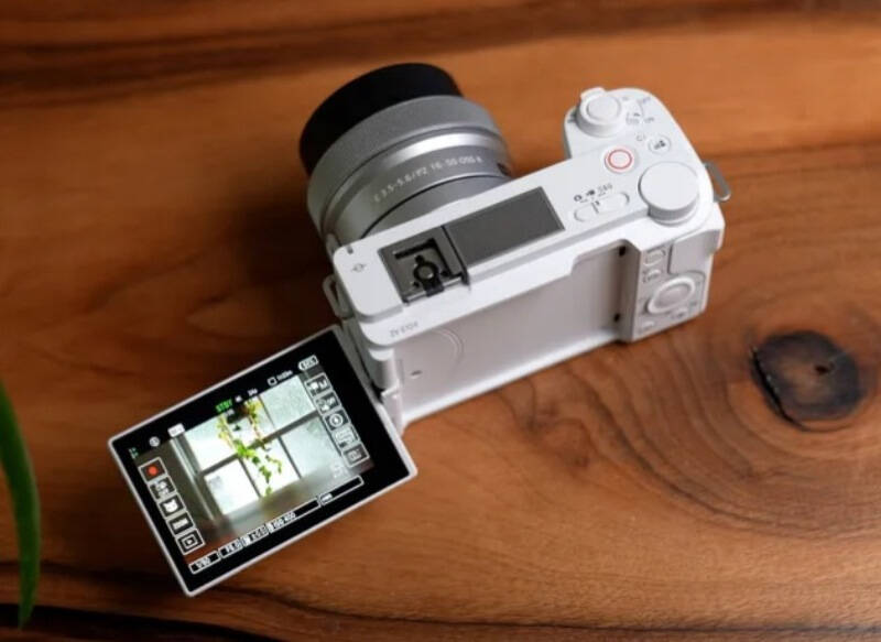 Представлена камера Sony ZV-E10 II &mdash; компактная беззеркалка для видеоблогеров за $1000